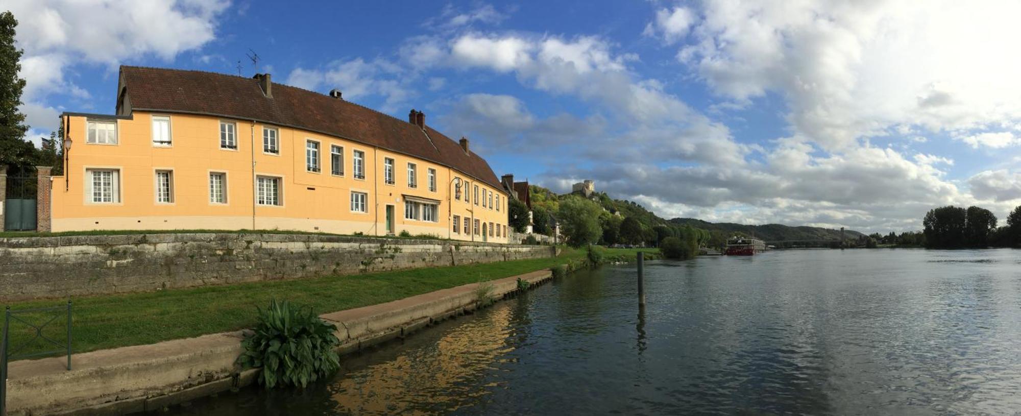 La Chaine D'Or Hotel Les Andelys Bagian luar foto