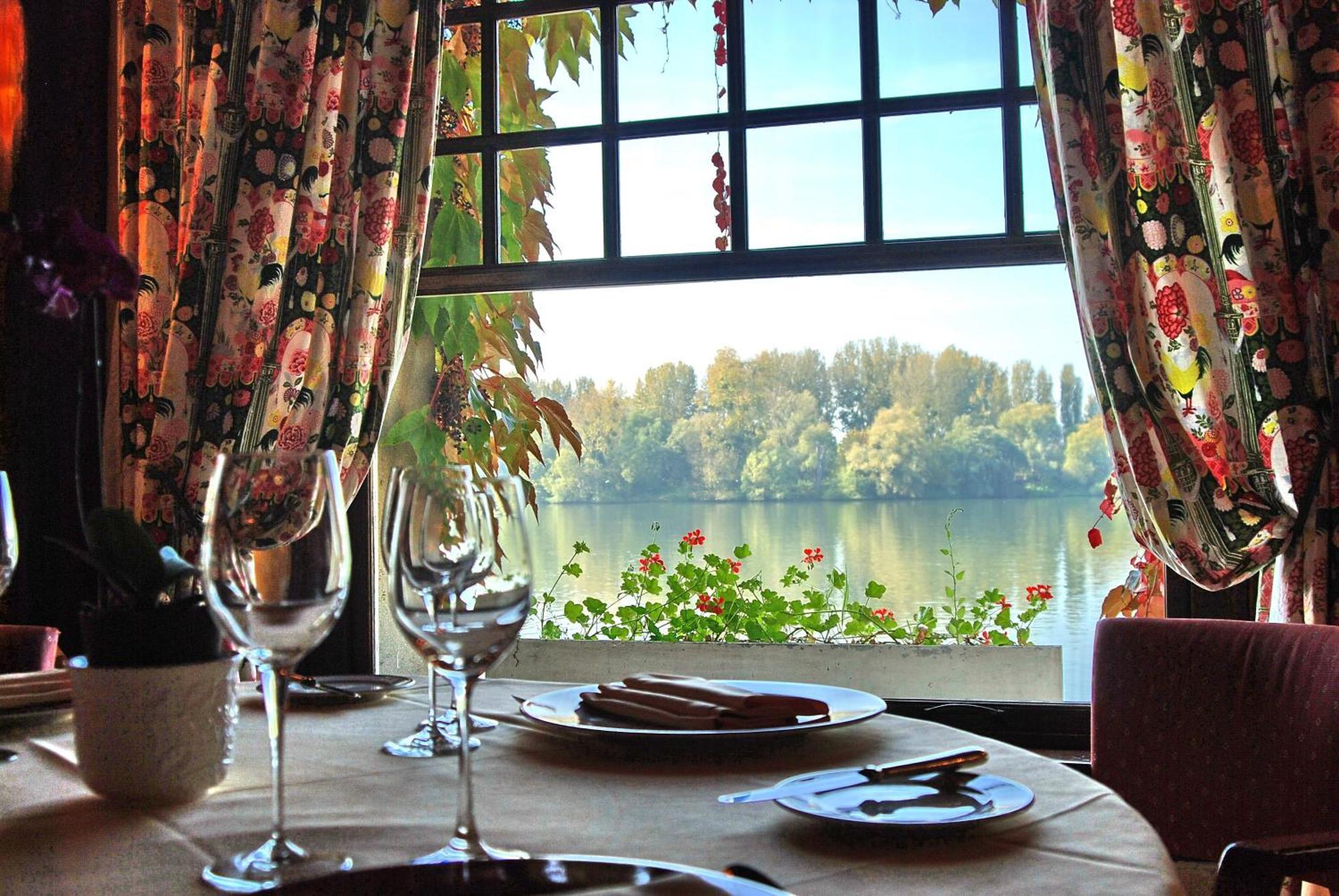 La Chaine D'Or Les Andelys Restoran foto